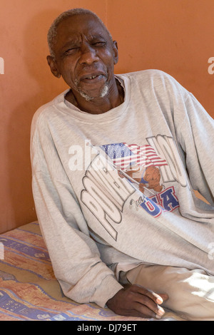 Südafrika, Cape Town. South African Senior der Xhosa ethnische Gruppe. Stockfoto