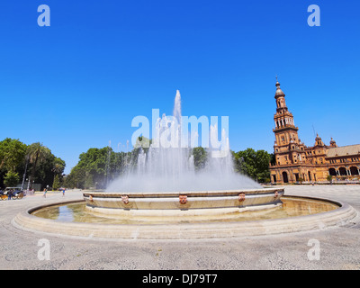 Brunnen auf der Plaza de Espana - España in Sevilla, Andalusien, Spanien Stockfoto