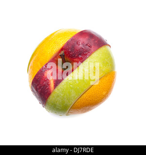 Die Frucht gemacht?? aus mehreren verschiedenen FRUCHTSCHEIBEN auf weißem Hintergrund. Stockfoto