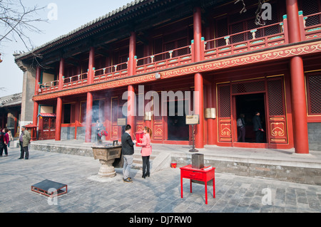 Yonghe-Tempel, auch bekannt als Yonghe Lamasery oder einfach Lama-Tempel in Peking, China Stockfoto