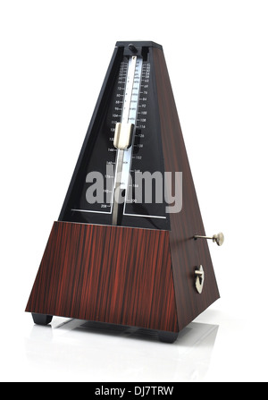 Metronom auf weißem Hintergrund Stockfoto