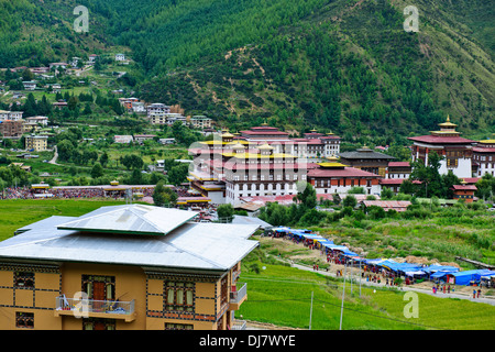 Tashichhoe Dzong, Fort, Thimphu, 4 Tage Tsechu-Festival in Fortschritt, Ansichten und Parlamentsgebäude, farbenfrohe Feste, Bhutan Stockfoto