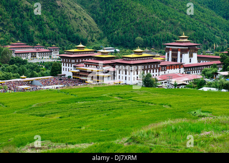 Tashichhoe Dzong, Fort, Thimphu, 4 Tage Tsechu-Festival in Fortschritt, Ansichten und Parlamentsgebäude, farbenfrohe Feste, Bhutan Stockfoto