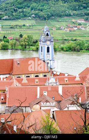 Kirche von Dürnstein eine Stadt in Niederösterreich Stockfoto