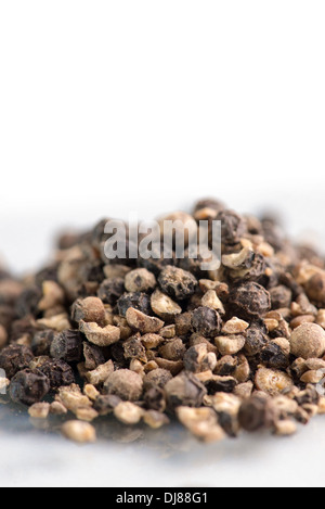 Auf enge Pfeffer isoliert auf weiss. Stockfoto