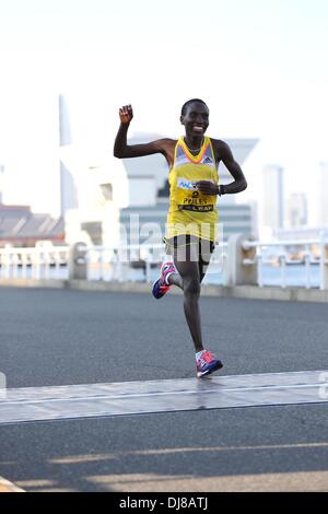 Yokohama, Kanagawa, Japan. 17. November 2013. Philes Ongori (KEN) Marathon: Philes Ongori Kenia endet Fünfter in der 5. Yokohama Frauen Marathon in Yokohama, Kanagawa, Japan. © Hitoshi Mochizuki/AFLO/Alamy Live-Nachrichten Stockfoto