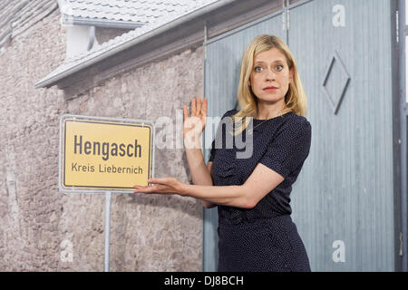 Caroline Peters bei Photocall für ARD-ZDF-Serie "Mord Mit Aussicht" Lichtwerk Studios. Hamburg, Deutschland - 20.06.2012 Stockfoto