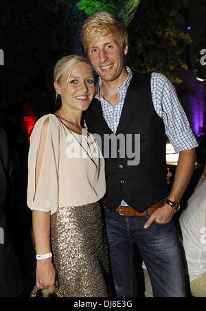 Andrea und Maxi Arland auf 'Tele 5 Director Cut' party auf der Praterinsel. München, Deutschland - 30.06.2012 Stockfoto