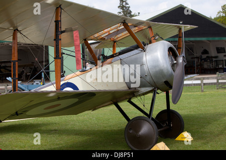 Sopwith Pup WW1 Doppeldecker bei einer Shuttleworth Collection Air in Old Warden Flugplatz Bedfordshire anzeigen Stockfoto