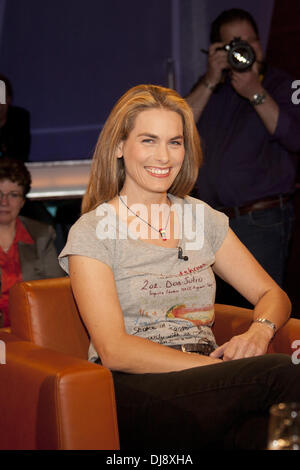 Janina Dall auf die Aufzeichnung der NDR-Talkshow im NDR TV Studios. Hamburg, Deutschland - 18.05.2012 Stockfoto