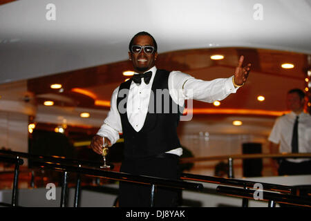 P. Diddy Alias Sean Combs feiern eine Party im P Diddy Yacht im Hafen von Cannes während der 65. Filmfestspiele von Cannes. Wo: Cannes, Frankreich bei: 22. Mai 2012 Stockfoto