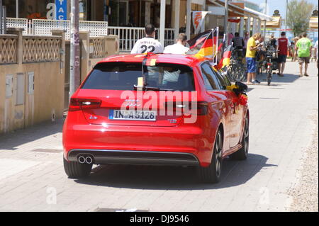 Deutsche Autobauer Audi, die Dreharbeiten zu eines Werbespots für neue A3 am Ballermann in El Arenal. Mallorca, Spanien - 09.06.2012 Stockfoto