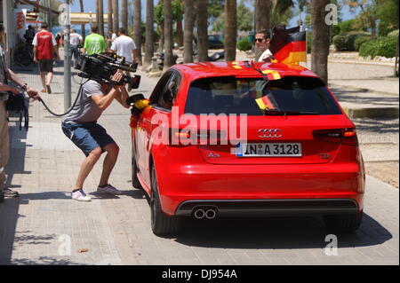 Deutsche Autobauer Audi, die Dreharbeiten zu eines Werbespots für neue A3 am Ballermann in El Arenal. Mallorca, Spanien - 09.06.2012 Stockfoto