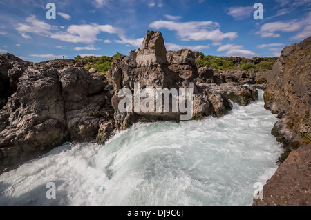 Hraunfossar Wasserfall, Borgarfjörður, Island Stockfoto