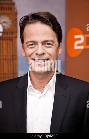 Rudi Cerne in der Fototermin für das deutsche TV-Programm "Olympia live" der 2012 Olympischen Spiele in London im Le Royal Meridien Hotel. Hamburg, Deutschland - 10.05.2012 Stockfoto