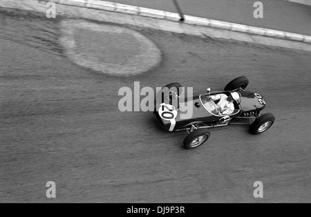 Stirling Moss im Walker Team Lotus-Climax 18 Blätter Station Haarnadel Monaco Grand Prix, 14. Mai 1961. Stockfoto