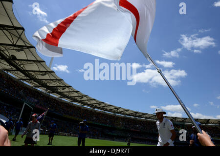 Brisbane, Australien. 22. November 2013. ENGLAND Flagge Gabba Cricket Ground. Tag2 der ersten Asche Test 2013/14 Australien gegen England. © Aktion Plus Sport/Alamy Live-Nachrichten Stockfoto