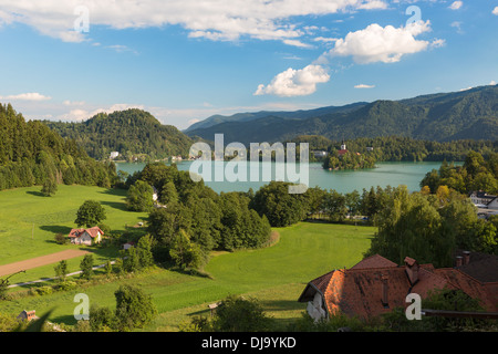 Bleder See an einem sonnigen Tag, Slowenien Stockfoto