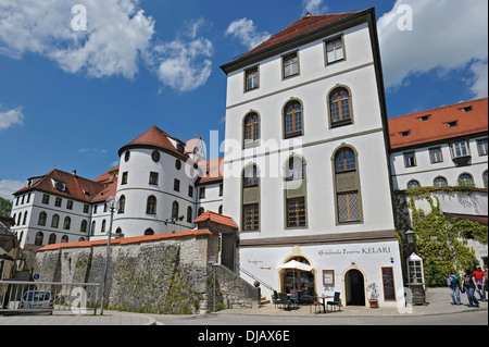 Museum der Stadt Füssen, ehemalige Benediktinerabtei der St. Mang, Füssen, Ostallgaeu, Allgäu, Schwaben, Bayern, Deutschland Stockfoto