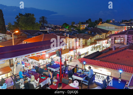 Terrasse eines Restaurants in der Altstadt, Seite, Pamphylien, Provinz Antalya, Türkei Stockfoto