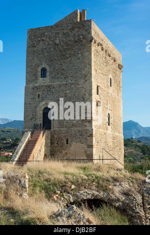 Roccella Turm aus dem 14. Jahrhundert, Campofelice di Roccella, Sizilien, Italien Stockfoto