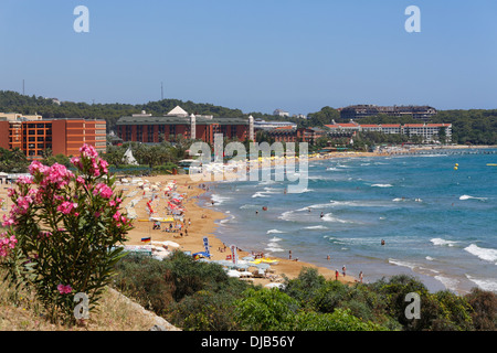 Strand und Hotels in Incekum, Alanya, türkische Riviera, Provinz Antalya, Türkei Stockfoto