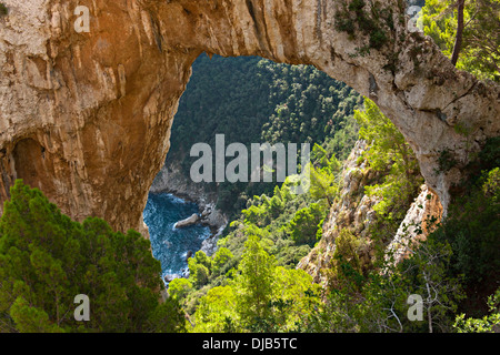 Arco Naturale (naturale) Rock Formation, Capri, Kampanien, Italien, Europa Stockfoto