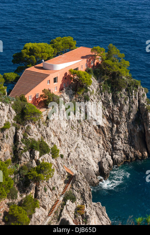 Casa Malaparte liegt an der Mittelmeerküste, Capri, Kampanien, Italien, Europa und Stockfoto