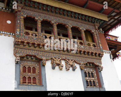 Bhutan, Phobjika, Gangte Goemba Gebetshalle, lackiert Holz Architekturdetail Stockfoto