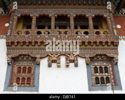 Bhutan, Phobjika, Gangte Goemba Gebetshalle, lackiert Holz Architekturdetail Stockfoto