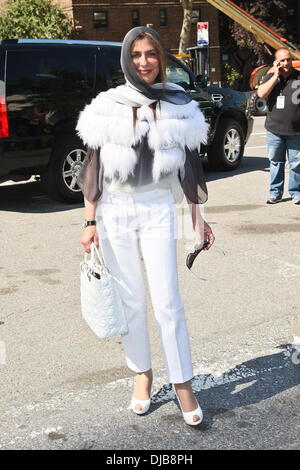 HRH Prinzessin Basmah Bint Saud Mercedes-Benz New York Fashion Week Frühjahr/Sommer 2013 - außerhalb New York City, USA - 12.09.12 Stockfoto