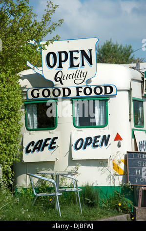 Traditionelle englische am Straßenrand Cafe Truck Stop Stockfoto