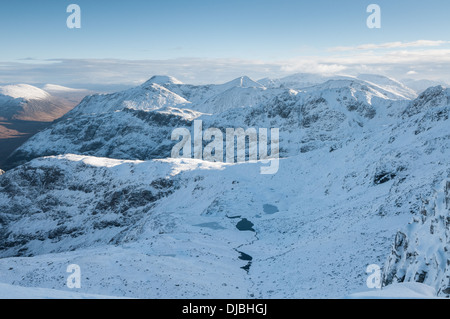 Winter-Blick Osten über Coire Nan man aus dem Norden Ridge Stob Coire Nan man, Glencoe, Schottisches Hochland Stockfoto