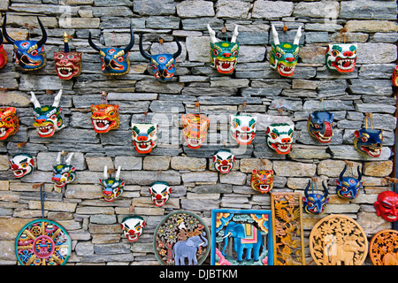 Nationalbibliothek, Archive von Bhutan, architektonischer Genuss, Wood Carver bhutanischen Masken, Gelände, kunstvolle Gemälde, Buthan zu verkaufen Stockfoto