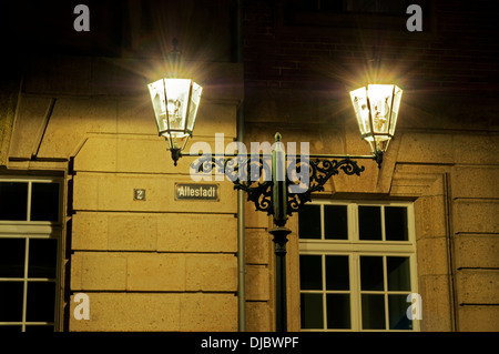 Alte Gaslaternen in Düsseldorf, NRW noch gebräuchlich. Deutschland Stockfoto