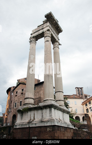 Der Tempel des Apollo Sosianus ist ein römischer Tempel gewidmet Apollo in dem Marsfeld, Rom, Italien Stockfoto