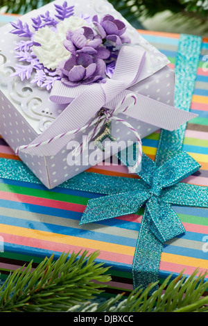 Weihnachts-Geschenk-Boxen, selektiven Fokus Stockfoto
