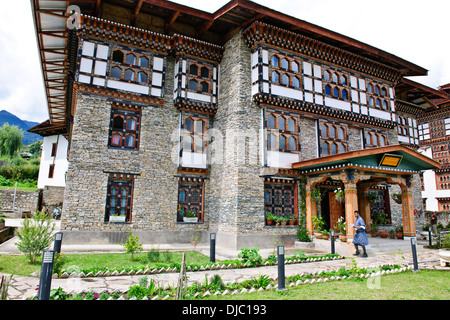 Nationalbibliothek, Archive von Bhutan, architektonischer Genuss, Wood Carver bhutanischen Masken, Gelände, kunstvolle Gemälde, Buthan zu verkaufen Stockfoto