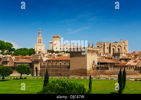 Stadtmauer von Avignon und Befestigung der Altstadt, befindet sich in der Provinz von Provence Frankreich Stockfoto