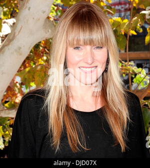 Chefredakteur der Teen Vogue Amy Astley Teen Vogue Back-To-School Event veranstaltet von Shay Mitchell in The Grove Los Angeles, Kalifornien - 11.08.12 Stockfoto