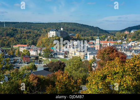 Stadtbild, Oberes Schloss, obere Burg, Unteres Schloss, oder und unteren Burg, Herbst, Greiz, Thüringen, Deutschland Stockfoto