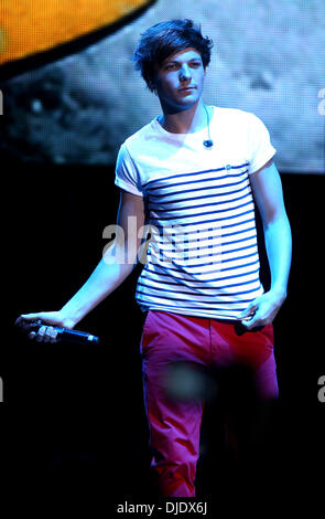 Louis Tomlinson eine Richtung führen live im Planet Hollywood Resort Casino für das Theater der darstellenden Künste Las Vegas, Nevada - 09.06.12 Stockfoto