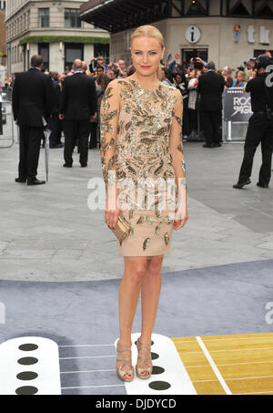 Malin Akerman Rock of Ages - UK Film-Premiere im Odeon Leicester Square statt - Ankünfte. London, England - 10.06.12 Stockfoto