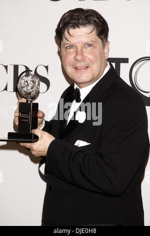 Michael McGrath 66. Annual Tony Awards, statt im Beacon Theatre - Presse Raum New York City, USA - 10.06.12 Stockfoto