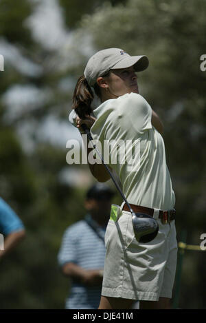 16. April 2004; Las Vegas, NV, USA; JAMIE HULLETT Tees aus der "Fuji Golf Classics" in Las Vegas Country Club. Stockfoto