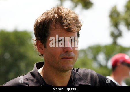 4. Juni 2004; Austin, TX, USA; Schauspieler GREG KINNEAR auf dem Platz während des "Jiffy Lube Dennis Quaid Charity Classic" statt in Austin, Texas. Stockfoto