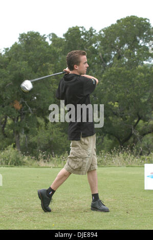 4. Juni 2004; Austin, TX, USA; Schauspieler FRANKIE MUNIZ während des "Jiffy Lube Dennis Quaid Charity Classic" statt in Austin, Texas. Stockfoto