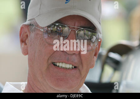 4. Juni 2004; Austin, TX, USA; Schauspieler R. LEE ERMEY während des "Jiffy Lube Dennis Quaid Charity Classic" in Austin, Texas statt. Stockfoto