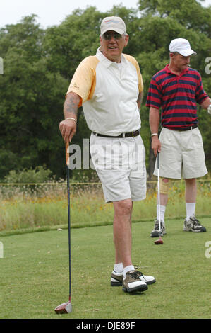 4. Juni 2004; Austin, TX, USA; Schauspieler R. LEE ERMEY während des "Jiffy Lube Dennis Quaid Charity Classic" in Austin, Texas statt. Stockfoto