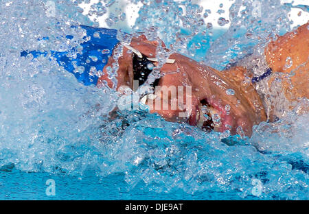 7. Juli 2004; Long Beach, Kalifornien, USA; KLETE KELLER konkurriert die 400 Meter Freistil der USA Trainingseinheiten Olympiatrials Mittwochnachmittag 7. Juli 2004 in Long Beach, Kalifornien. Keller ein neuer US Open Rekord von 03:44:19 und qualifizierte sich für die US-Olympia-Mannschaft. Stockfoto